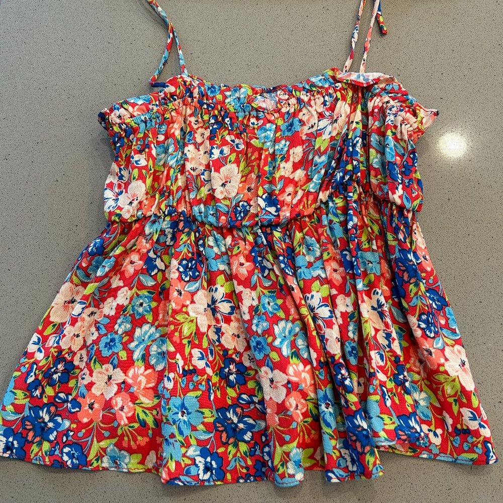 Forever 21 botanical floral top